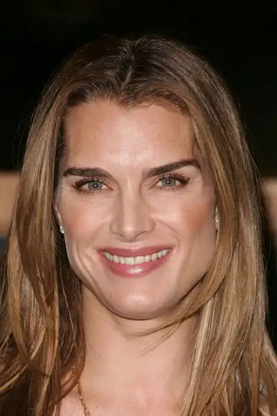 Brooke Shields headshot