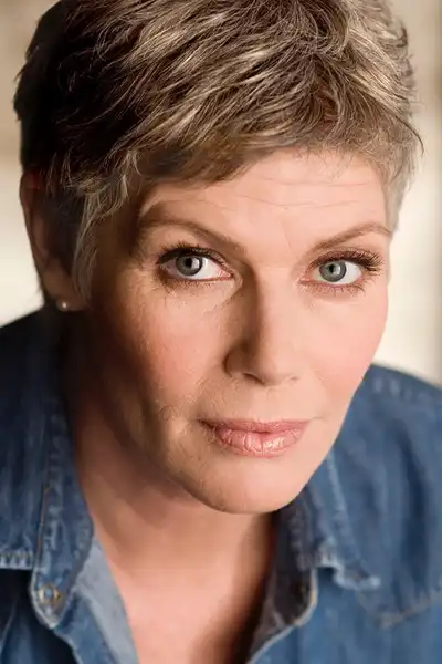 Kelly McGillis headshot