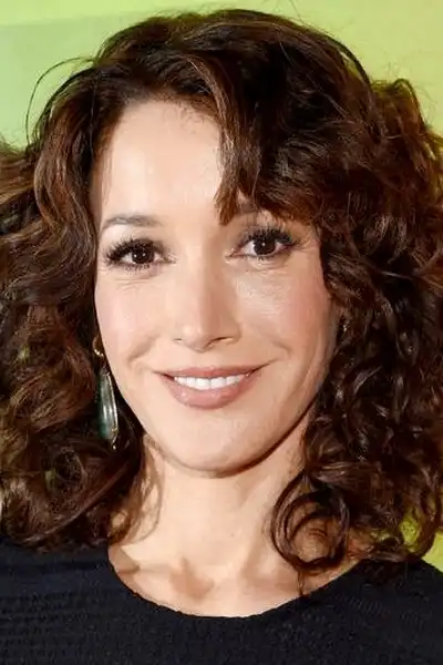 Jennifer Beals headshot