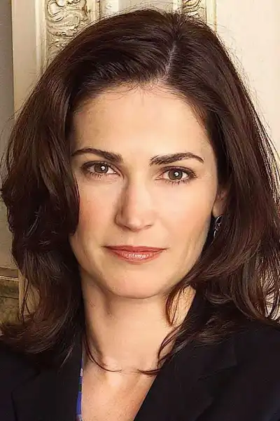 Kim Delaney headshot