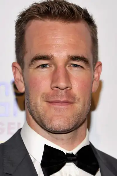 James Van Der Beek headshot