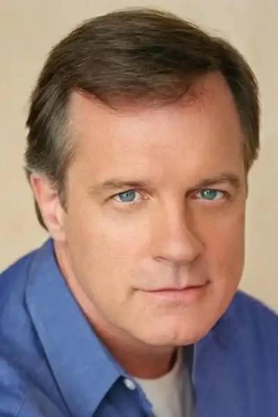 Stephen Collins headshot