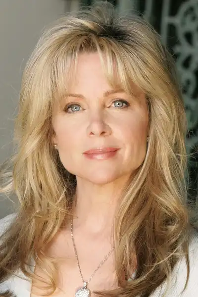 Lisa Hartman headshot