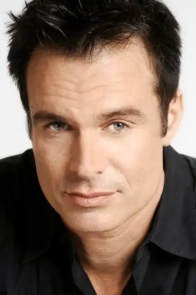 Patrick Muldoon headshot