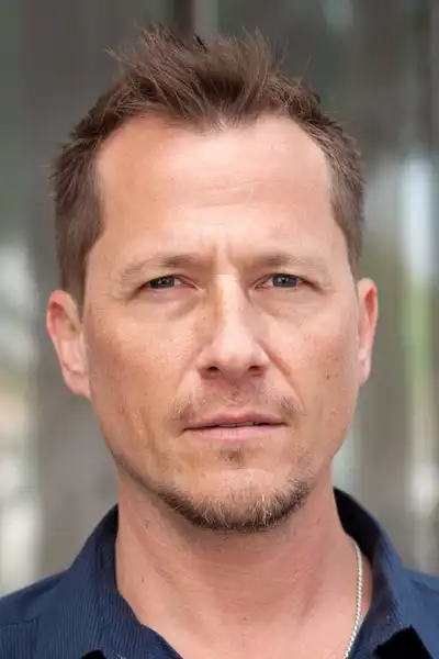 Corin Nemec headshot