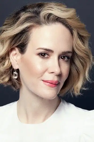 Sarah Paulson headshot