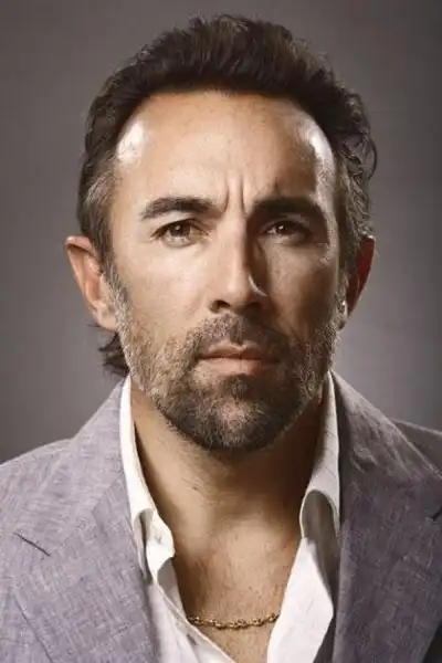 Francesco Quinn headshot