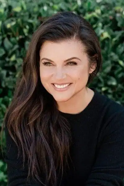 Tiffani Thiessen headshot