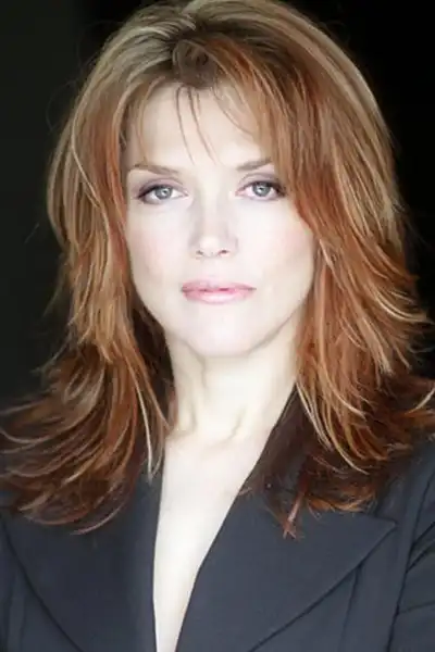 Lynda Boyd headshot