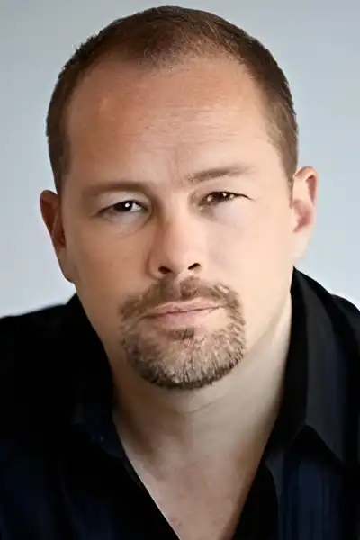 Alistair Abell headshot