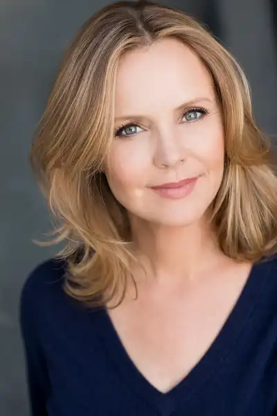 Sarah Aldrich headshot