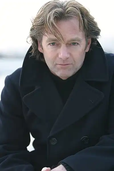 Todd Allen headshot