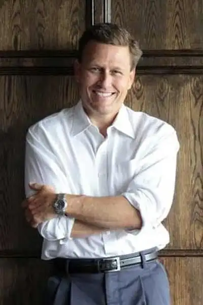 David Baldacci headshot