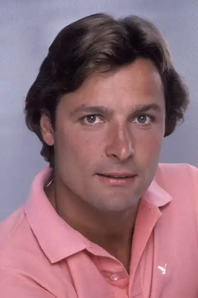 Douglas Barr headshot