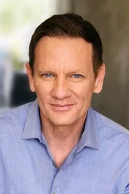 Daniel Beer headshot