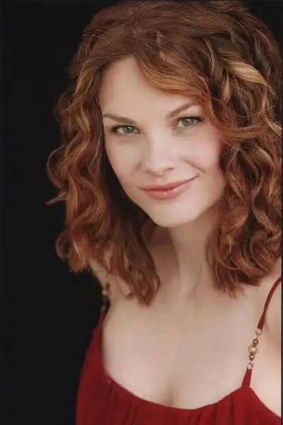 Elizabeth Ann Bennett headshot