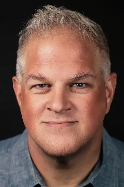 Abraham Benrubi headshot