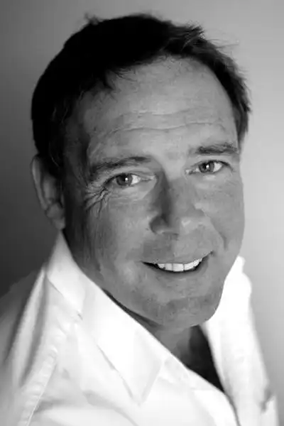 Peter Bensley headshot