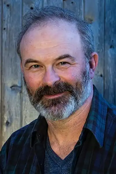 Sean Campbell headshot