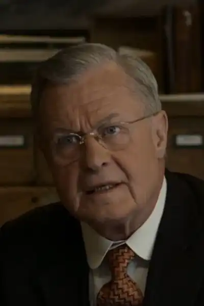 Richard Blackburn headshot