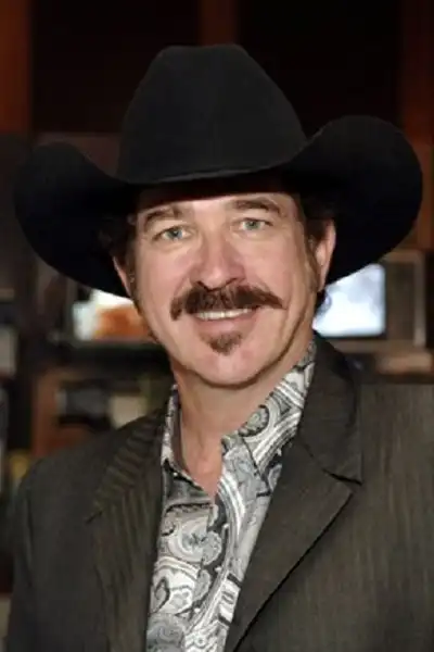 Kix Brooks headshot