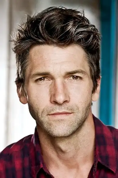 Jefferson Brown headshot