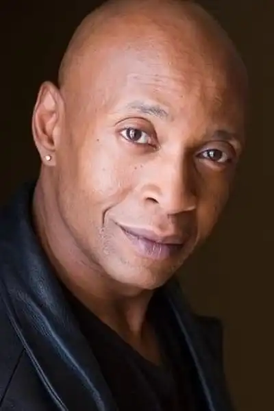Peter Bryant headshot