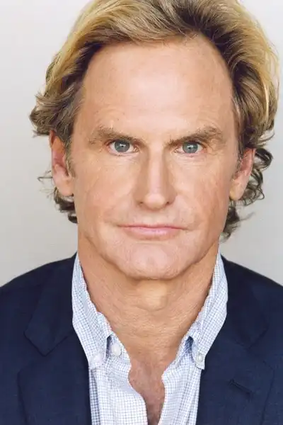 Jere Burns headshot