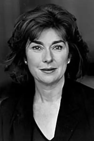 Juliet Cadzow headshot