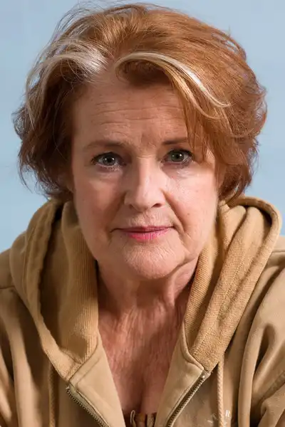 Amanda Carlin headshot