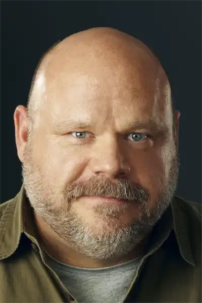 Kevin Chamberlin headshot