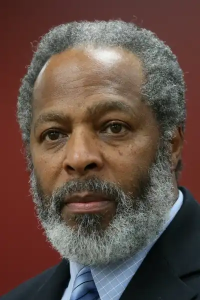 Julian Christopher headshot