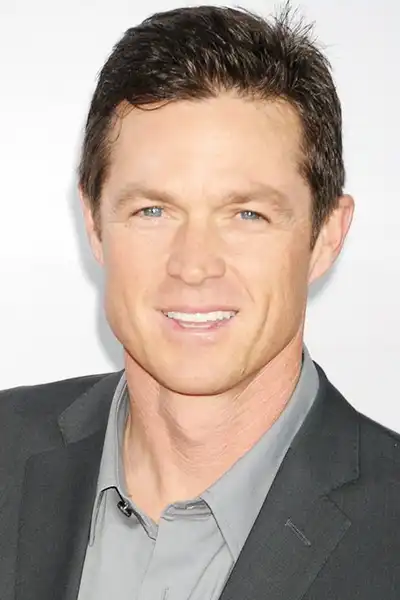Eric Close headshot