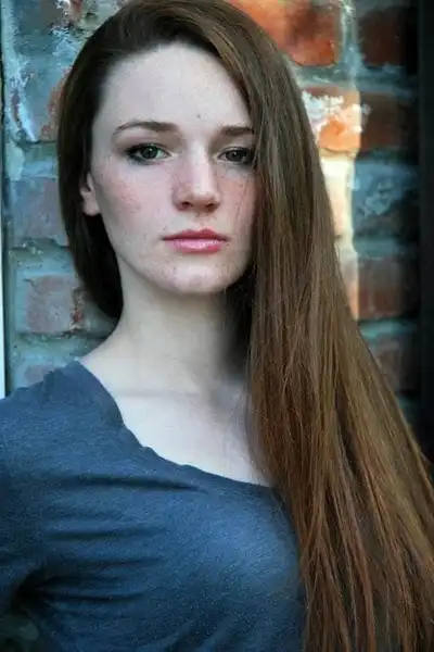 Holliston Coleman headshot