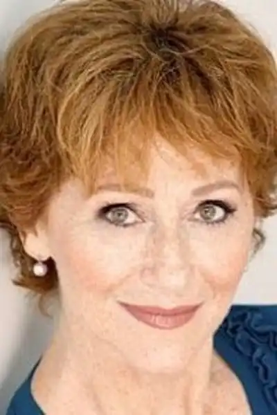 Eve Crawford headshot