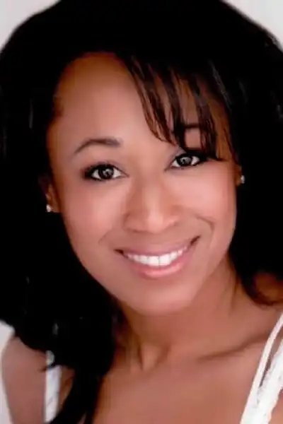 Brenda Crichlow headshot