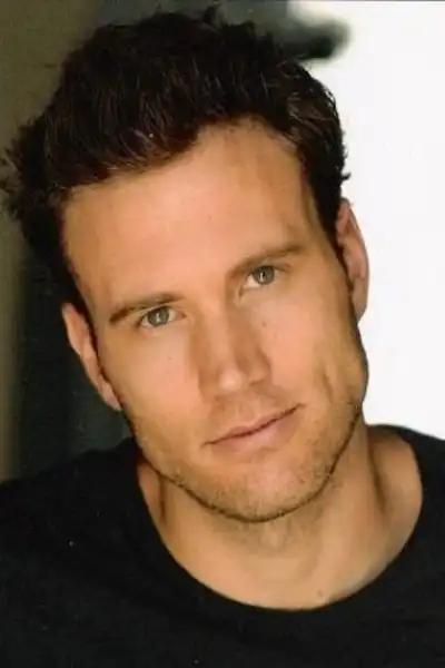 Greg Cromer headshot