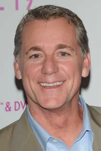 Robert Curtis Brown headshot
