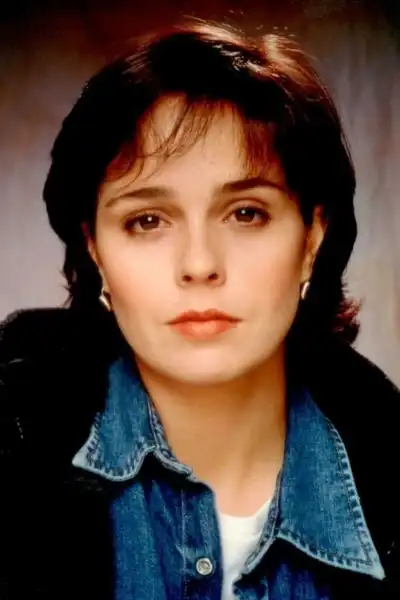 Cynthia Dale headshot