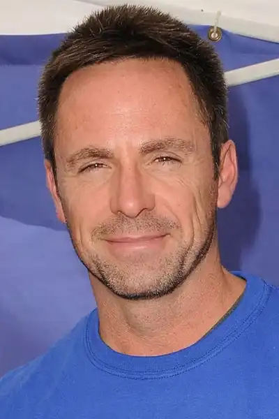William deVry headshot