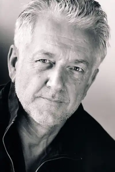 Pavel Douglas headshot