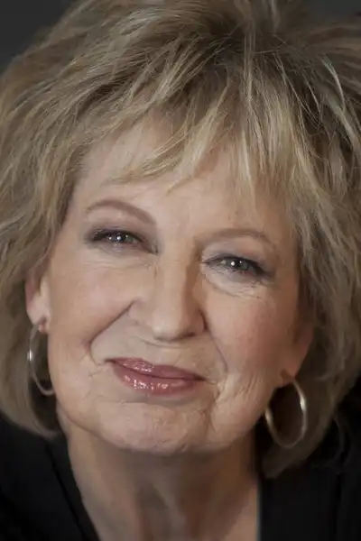 Jayne Eastwood headshot