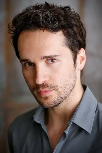 Christopher Emerson headshot