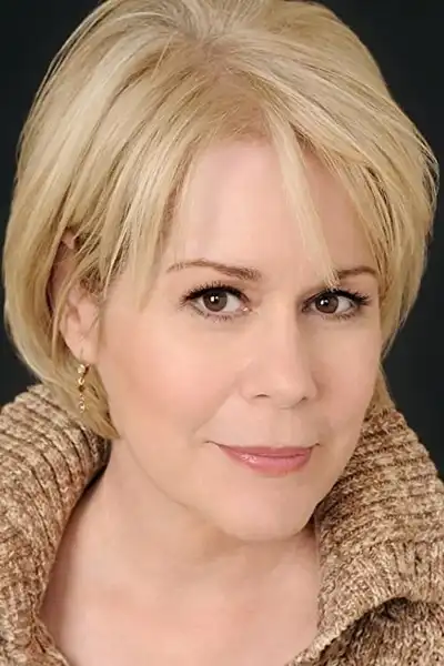 Christine Estabrook headshot