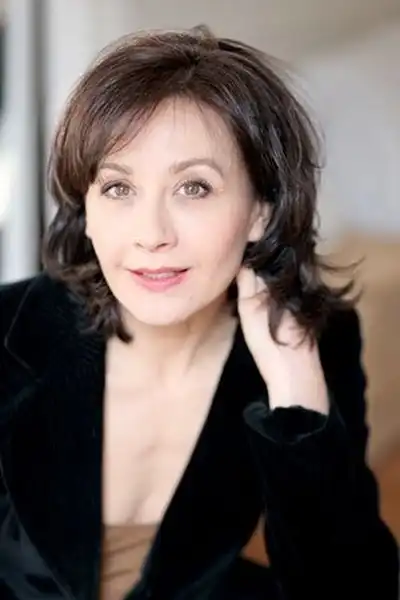 Stéphanie Fatout headshot