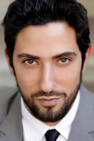 Yan Feldman headshot