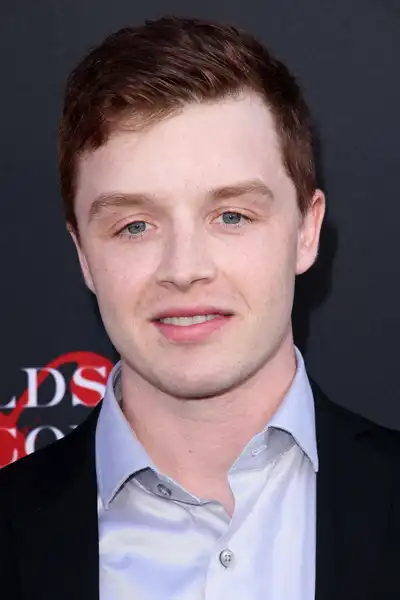Noel Fisher headshot
