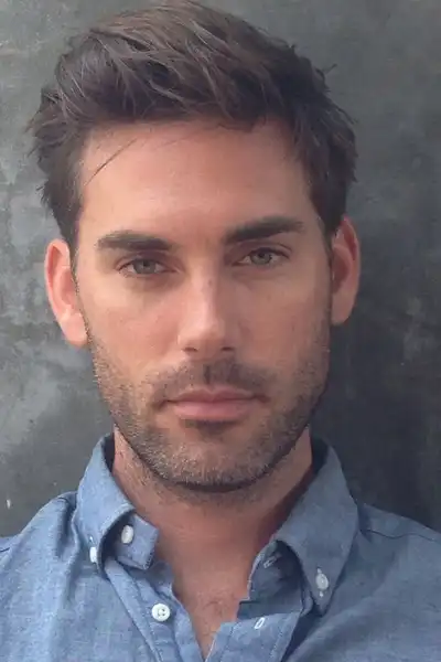 Drew Fuller headshot
