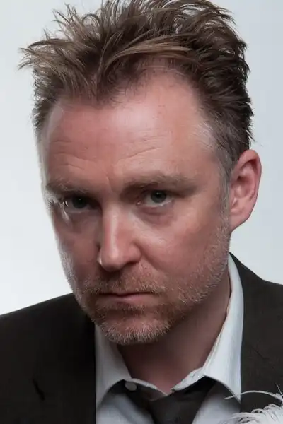Vincent Gale headshot