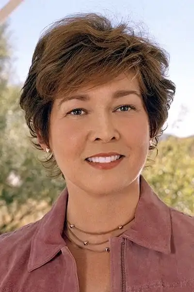 Merrilyn Gann headshot